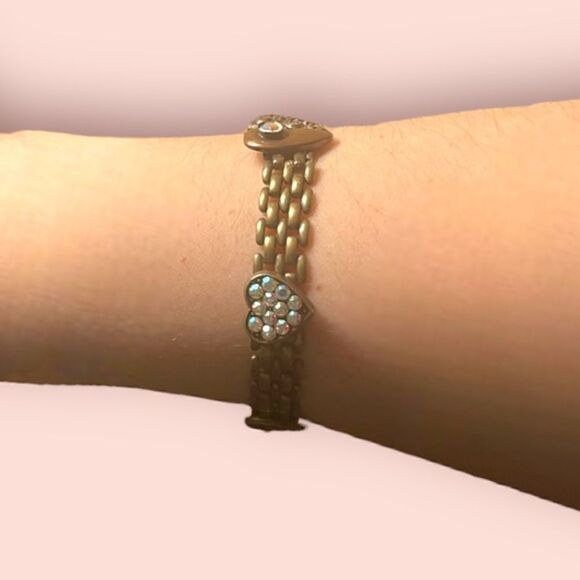 Top Shelf Crystal Heart Link Bracelet - Picture 8 of 15